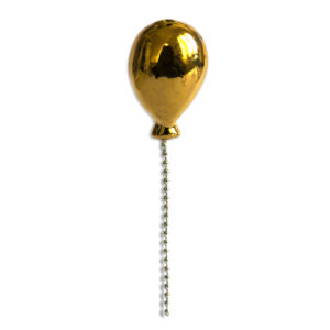 lost-balloon-pin-stook-gold-silver-string